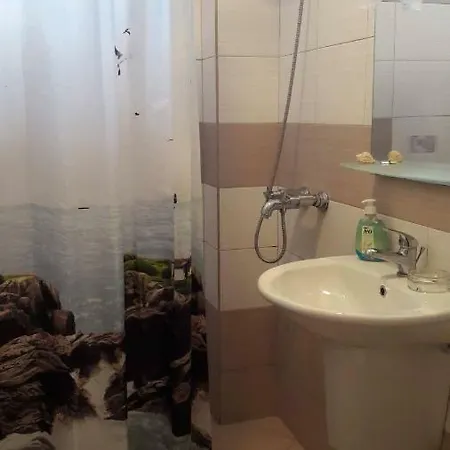 ゲストハウス With Sea View/ стаи за гости с морски изглед