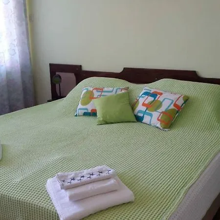 With Sea View/ стаи за гости с морски изглед ゲストハウス アフトポル